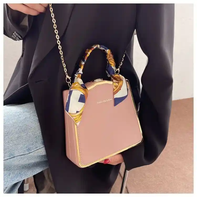 New Arrivals – Stylish Handbags! ✨