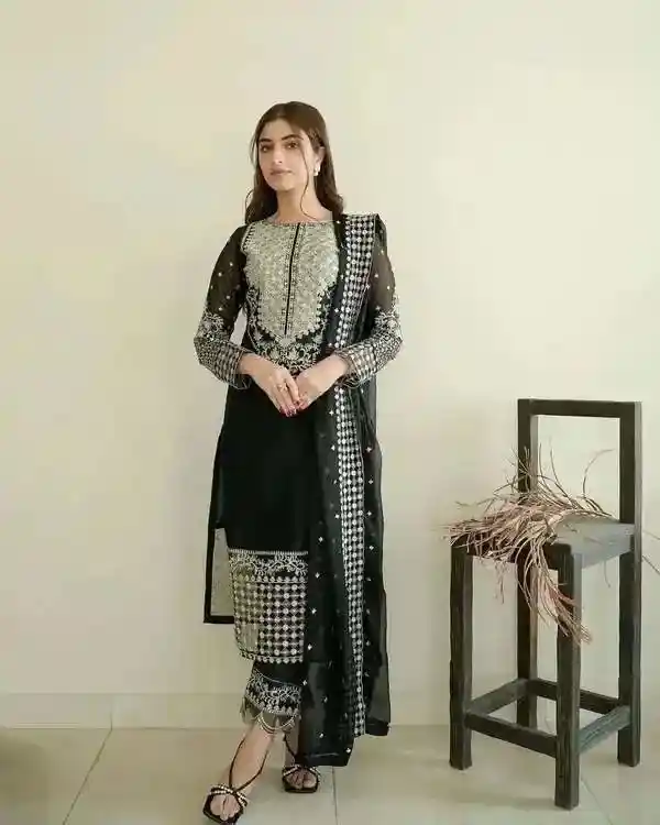 ★ readymade Georgette 4ps
