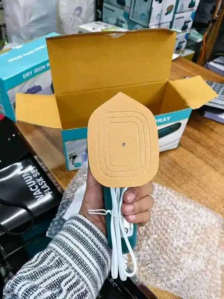 Handheld Mini Garment Steamer Machine